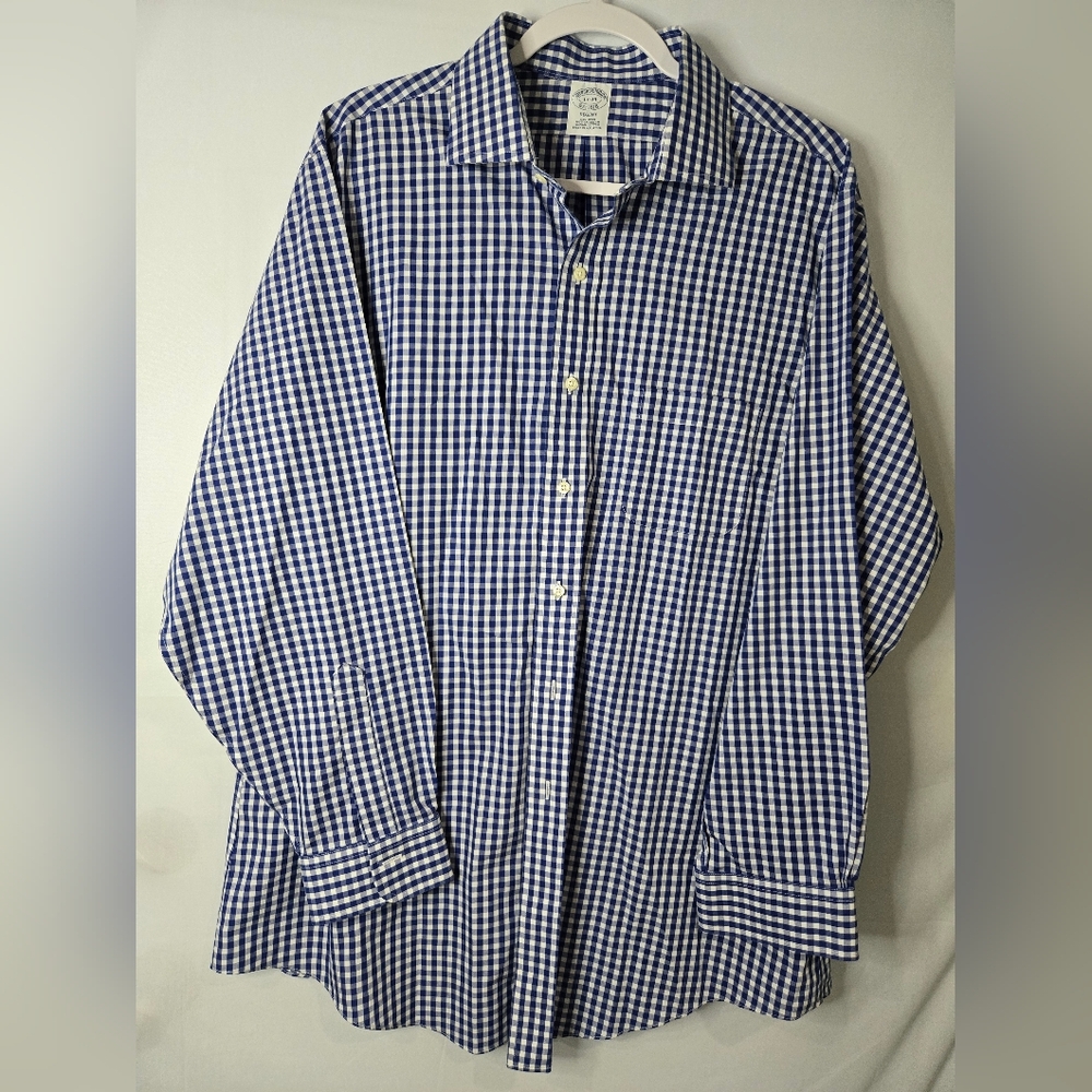 Brooks Brothers Regent Navy Checkered Men's Shirt Non-Iron Size 17-34